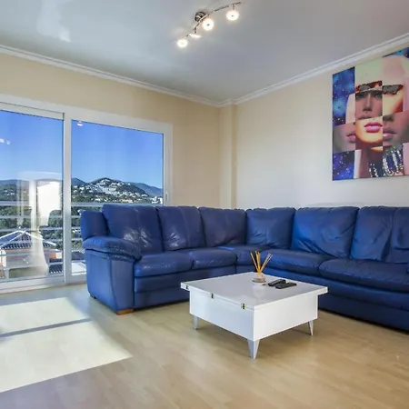 Noam Villa Calpe